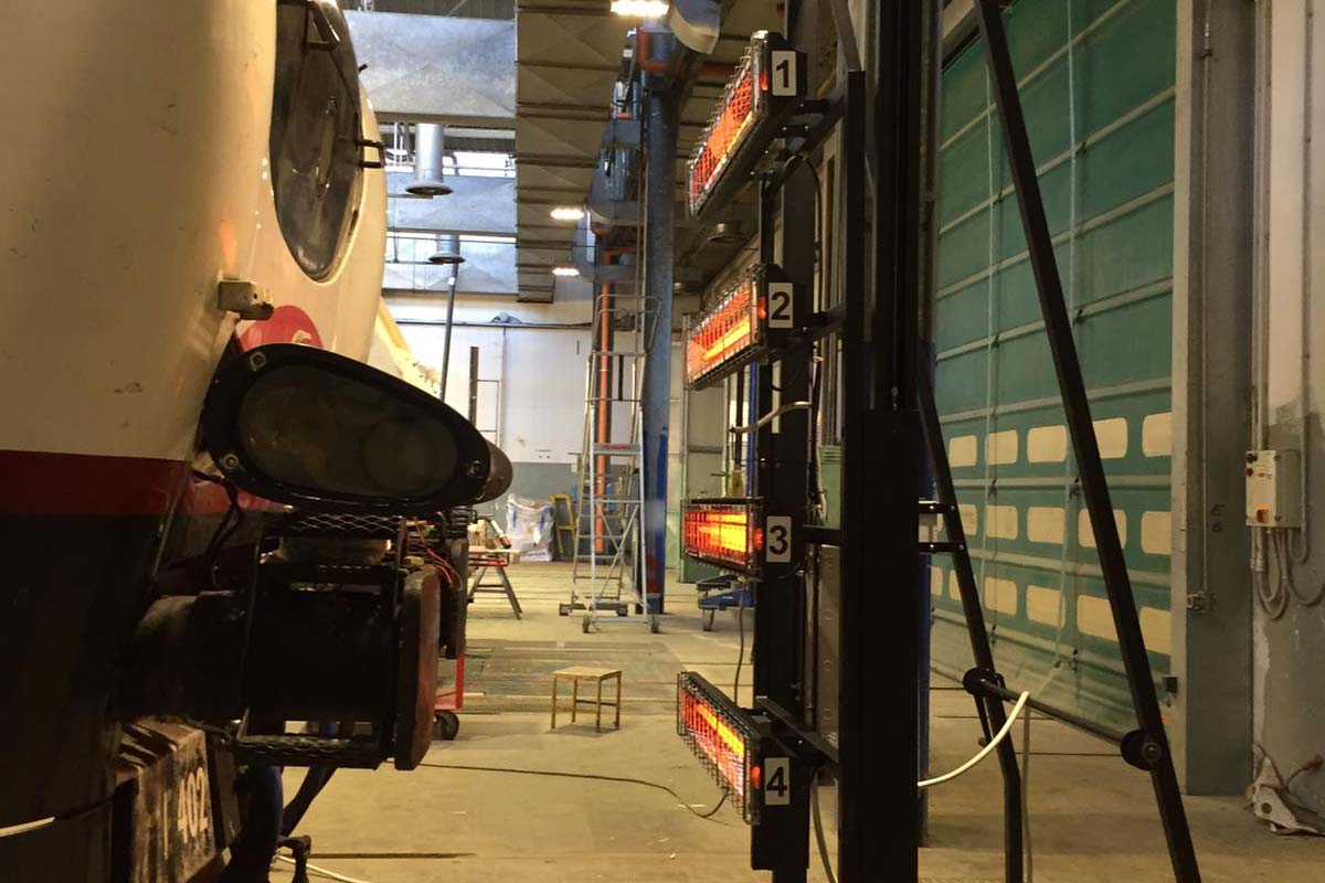Sistema di spellicolatura mobile su ruote con tecnologia a raggi infrarossi ad onda media veloce  specifico per applicazioni su treni